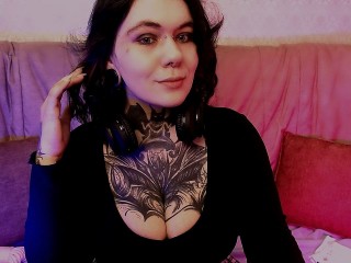 LITTLExEVIL webcam girl as a performer. Gallery photo 5.