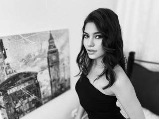 ZoeRamirez webcam girl as a performer. Gallery photo 2.