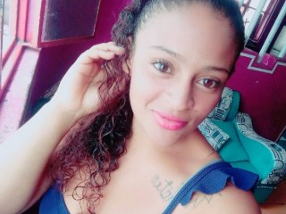 caroline_xxxx webcam girl as a performer. Gallery photo 2.