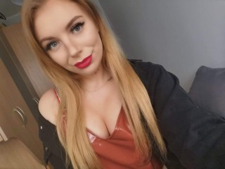 SlaviaHot webcam girl as a performer. Gallery photo 7.