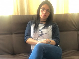 CarineOliveros webcam girl as a performer. Gallery photo 2.