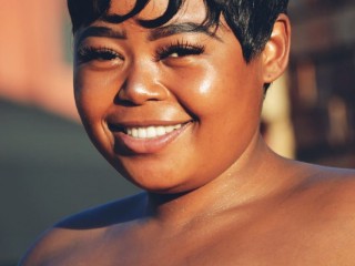 Hot_petiteNwild webcam girl as a performer. Gallery photo 1.