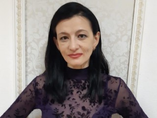 VikkiVood webcam girl as a performer. Gallery photo 1.