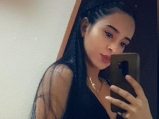 PrettyMaria webcam girl as a performer. Gallery photo 1.