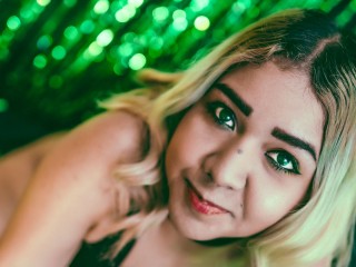 Venuslatinahotx webcam girl as a performer. Gallery photo 5.