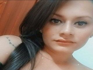 paulina_rb webcam girl as a performer. Gallery photo 1.