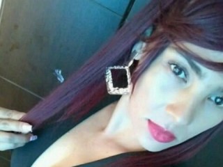 Bella_Cepeda webcam girl as a performer. Gallery photo 2.