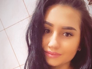 NikkiSolar webcam girl as a performer. Gallery photo 1.