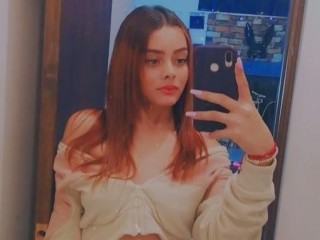 Isabell_APH webcam girl as a performer. Gallery photo 1.