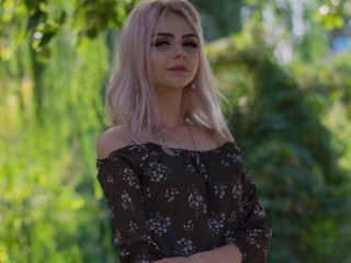 Bela_Roza webcam girl as a performer. Gallery photo 5.