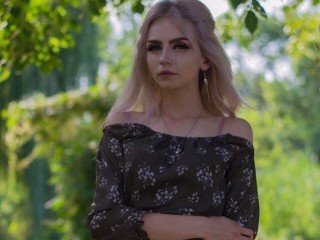 Bela_Roza webcam girl as a performer. Gallery photo 8.