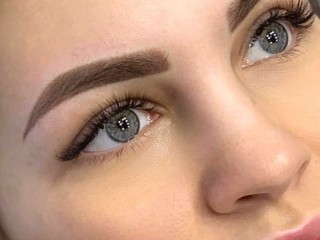 TessaBurns webcam girl as a performer. Gallery photo 1.