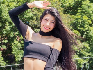 Sofia_leee webcam girl as a performer. Gallery photo 1.