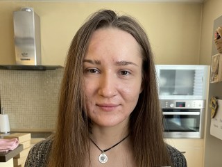 charity_show webcam girl as a performer. Gallery photo 1.