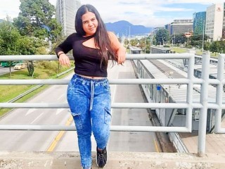 Camlile_Slave_Fetish webcam girl as a performer. Gallery photo 3.