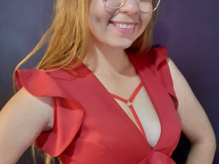 FIORELLA_FLORES webcam girl as a performer. Gallery photo 2.