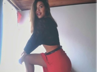 isabellee webcam girl as a performer. Gallery photo 2.