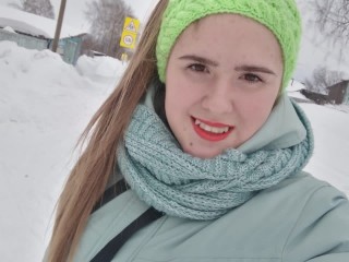 Sweet_Fruit_X webcam girl as a performer. Gallery photo 2.