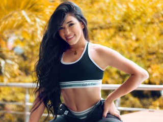 CassandraFoster webcam girl as a performer. Gallery photo 2.