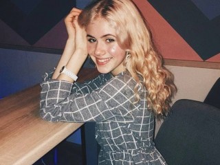 AnastasiRose webcam girl as a performer. Gallery photo 7.