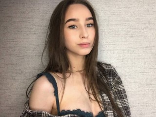 MEGAN_MYERSS webcam girl as a performer. Gallery photo 2.