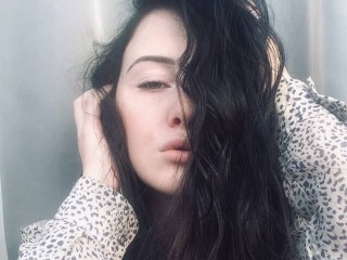 Hanna_Backer webcam girl as a performer. Gallery photo 1.