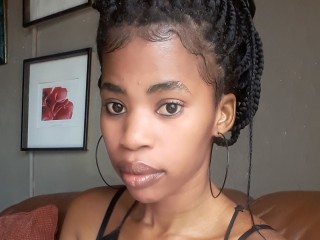 sweetsive18 webcam girl as a performer. Gallery photo 1.