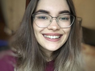 Sopfir_18 webcam girl as a performer. Gallery photo 2.