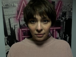 BeckyRoger webcam girl as a performer. Gallery photo 1.