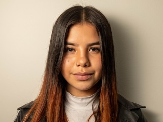 AylinRose webcam girl as a performer. Gallery photo 4.