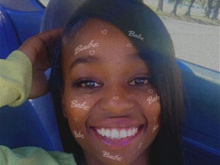 PrincessKookieCash webcam girl as a performer. Gallery photo 3.