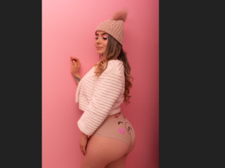 Carlaa_Stoneh webcam girl as a performer. Gallery photo 5.