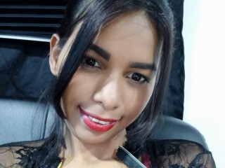 slendy_rouse webcam girl as a performer. Gallery photo 3.