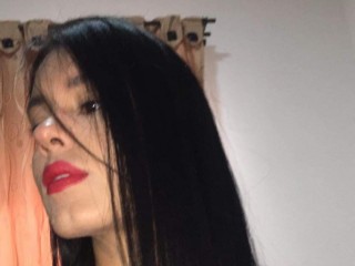 AnneBerry_111 webcam girl as a performer. Gallery photo 1.