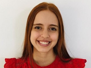 MaeveCarter webcam girl as a performer. Gallery photo 1.