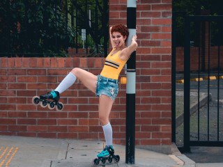 LissRoberts webcam girl as a performer. Gallery photo 4.