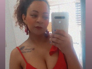 Helenaa_Sweet webcam girl as a performer. Gallery photo 2.