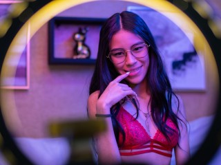 Nattaly_Brown webcam girl as a performer. Gallery photo 7.