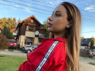 Aylen_Santana_Mendoza webcam girl as a performer. Gallery photo 5.