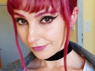 Makima webcam girl as a performer. Gallery photo 2.