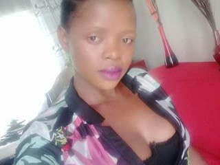 HotAF webcam girl as a performer. Gallery photo 2.