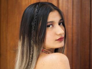 CarolinaDiamond webcam girl as a performer. Gallery photo 7.