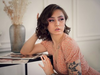 AnnaCasey webcam girl as a performer. Gallery photo 3.