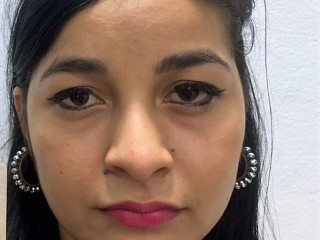 ebonylu webcam girl as a performer. Gallery photo 1.