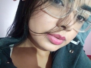 dannagaleano webcam girl as a performer. Gallery photo 1.