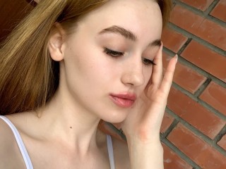 AnnaPlay webcam girl as a performer. Gallery photo 8.