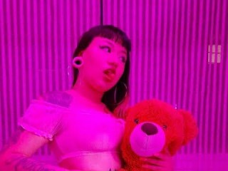 MisakiiPain webcam girl as a performer. Gallery photo 1.