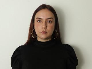 CharlotteBenson webcam girl as a performer. Gallery photo 2.