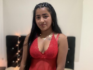 lizcolombia2158 webcam girl as a performer. Gallery photo 2.