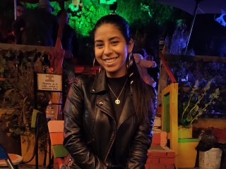 AleshaStone webcam girl as a performer. Gallery photo 1.